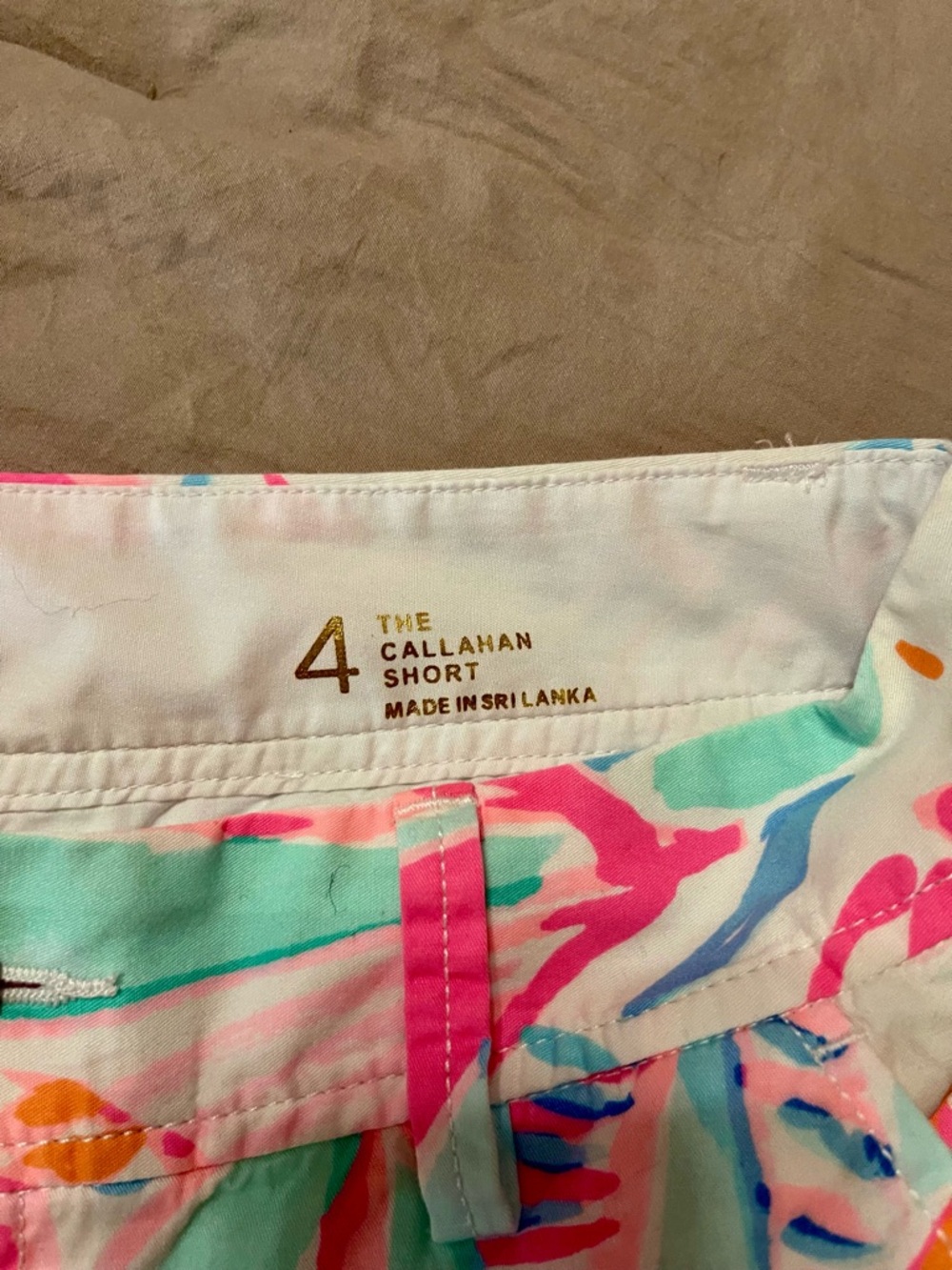🩷💫Lilly Pulitzer Pink Solid Linen and Multicolor Print Shorts - Picture 2 of 3
